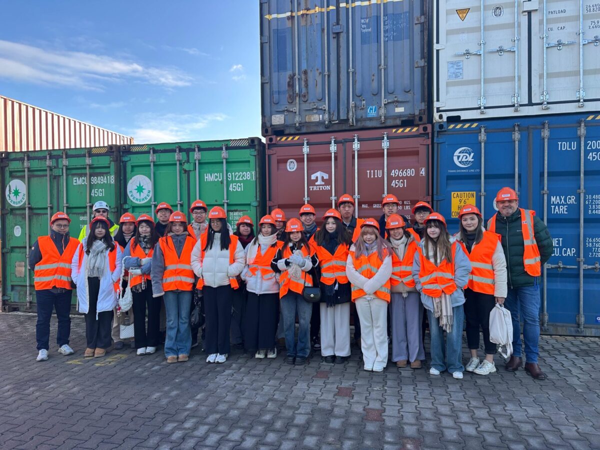 school news-ug-study-tour-to-prague-08